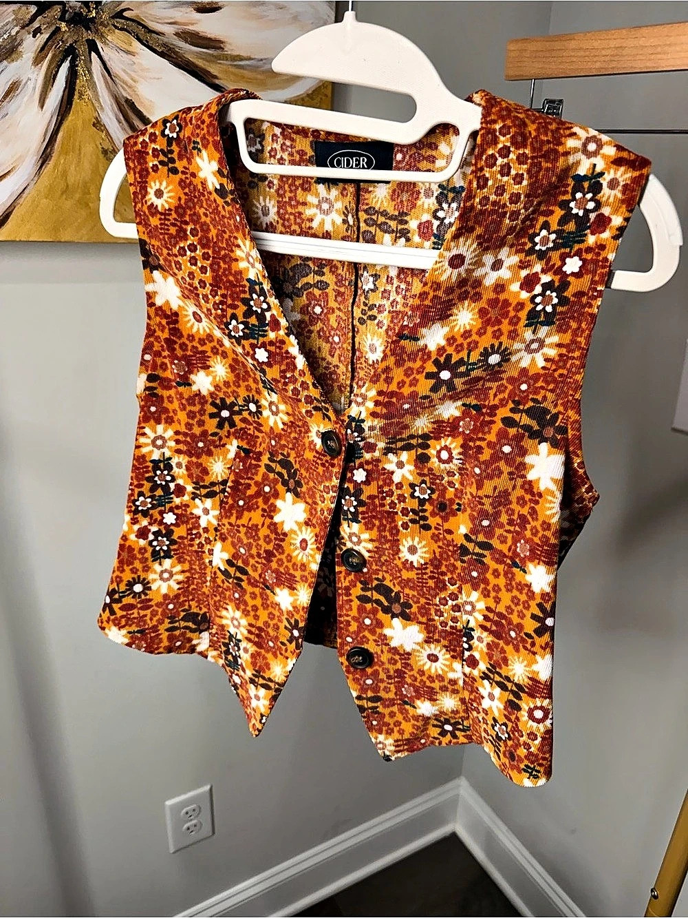 Cider Floral Button Front Vest in Orange & Brown Size Small